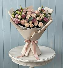 Букет цветов из:  Розы и Лизиантусы #REPLACE_PRED# Стромынь