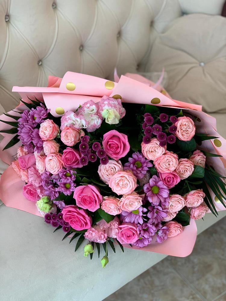 Букет цветов из: Хризантемы, Розы и Лизиантусы в Стромынь