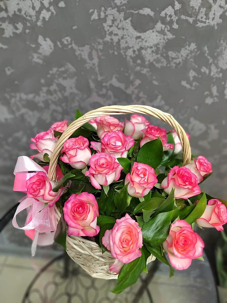 Цветочная композиция из Розы в корзине в Стромынь