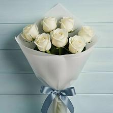 Букет 7 Белых роз Эдлесс Лав в Стромынь