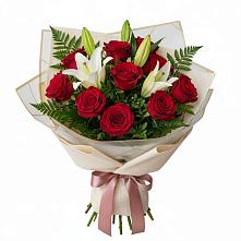 Букет цветов из:  Лилии и Розы в Стромынь