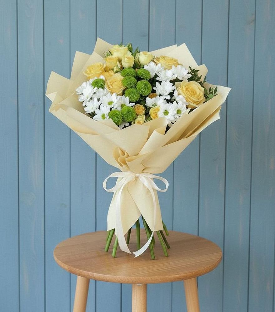 Букет цветов из: Хризантемы и Розы в Стромынь