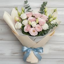 Букет цветов из:  Лизиантусы #REPLACE_PRED# Стромынь