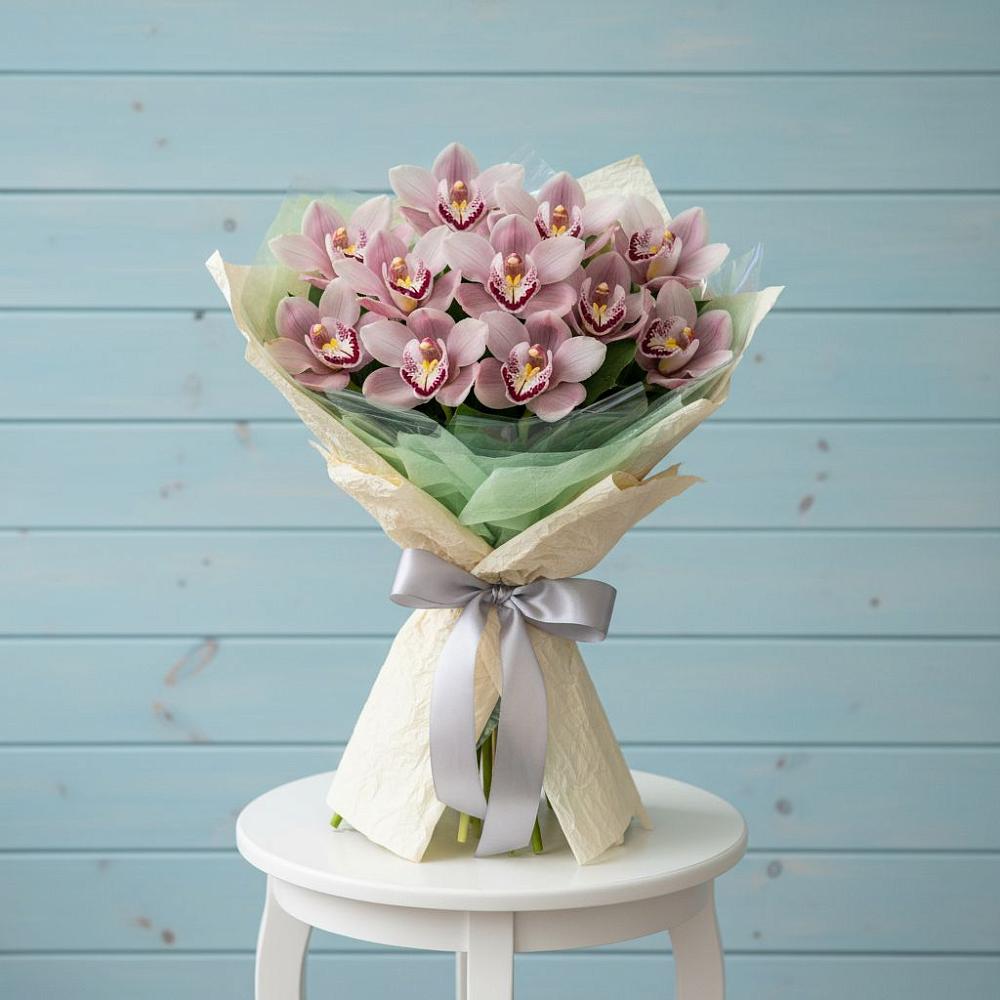 Букет цветов из: Орхидеи и Розы в Стромынь