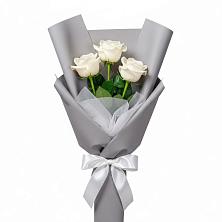 Букет 3 белые розы в Стромынь