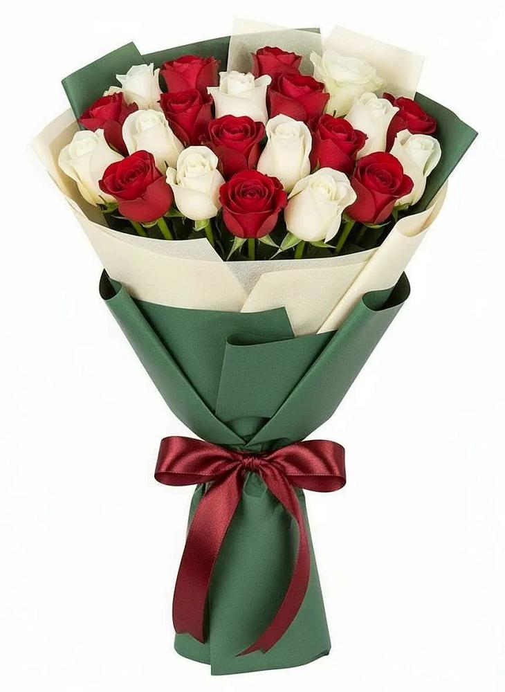 Букет Микс из красных и белых роз в Стромынь