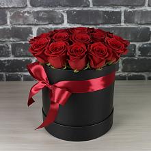 Цветочная композиция из Розы в шляпной коробке в Стромынь