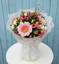 Букет цветов из:  Герберы, Альстромерии и Лизиантусы в Стромынь