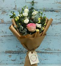 Букет цветов из:  Розы и Лизиантусы в Стромынь